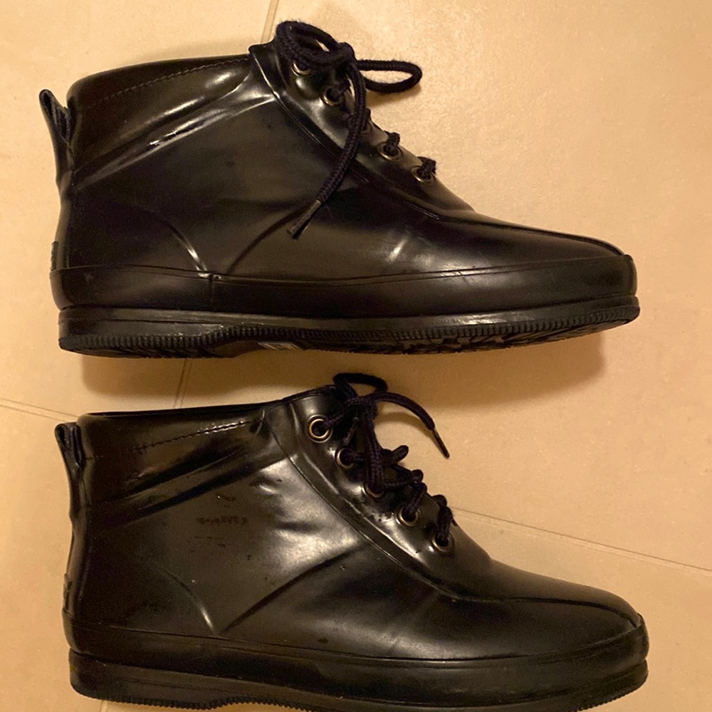 Eddie Bauer Snow or rain boots in dark navy
